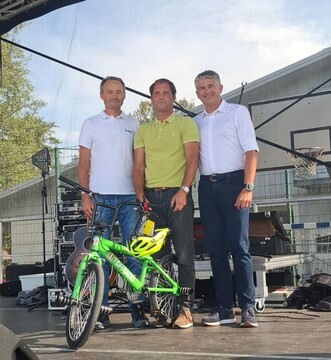 Predaja BMX in čelad podjetja A2U 2